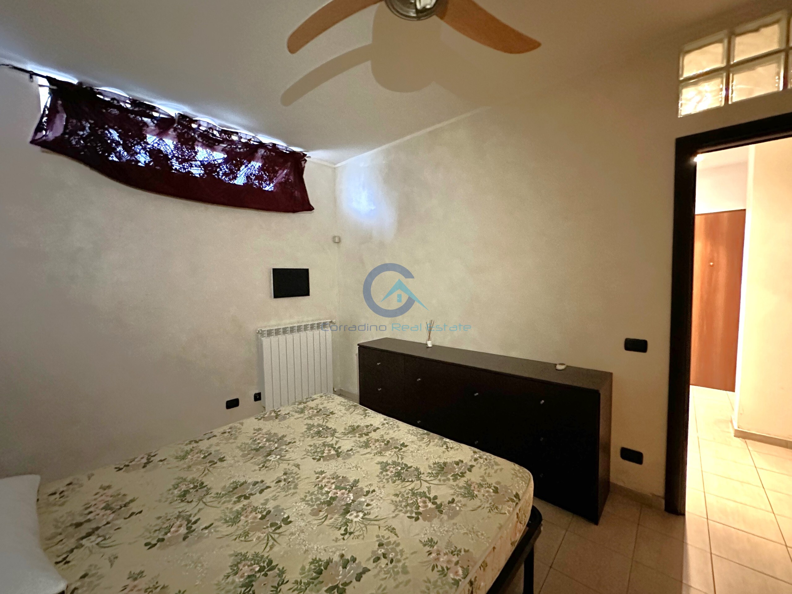 Immagine 12 di Trilocale in affitto  a Catanzaro