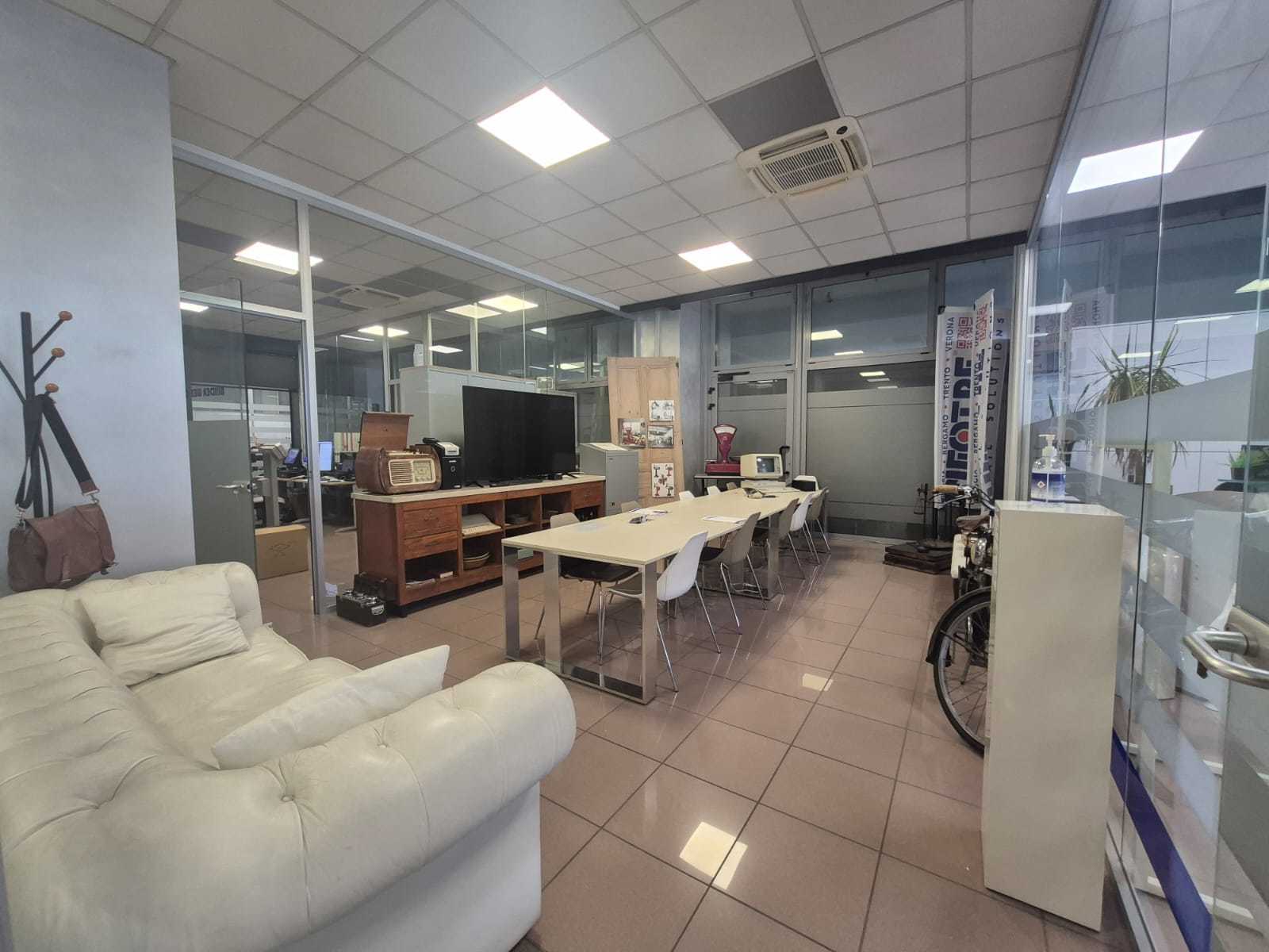 Immagine 9 di Locale commerciale in vendita  in Via Orzinuovi 20 a Brescia