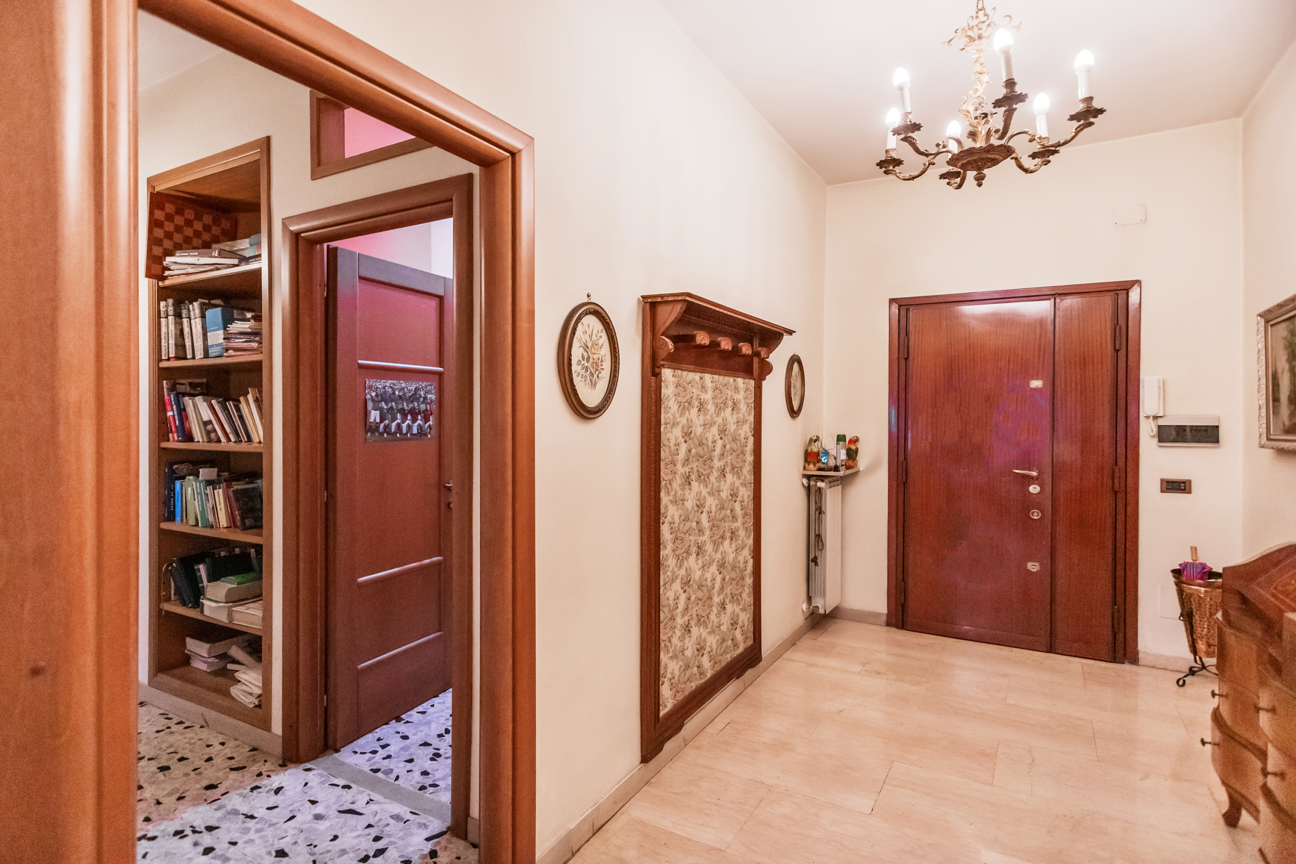 Immagine 11 di Trilocale in vendita  in Viale dei Consoli 27 a Roma