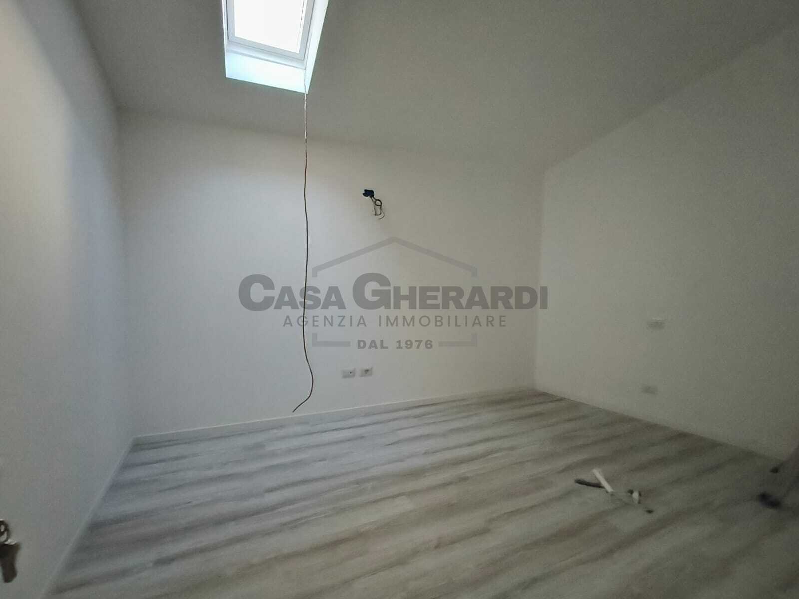 Immagine 11 di Trilocale in vendita  in Via Vittorio Emanuele II a Ponte San Pietro