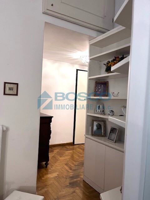 Immagine 6 di Pentalocale in vendita  in via Di Monale a La Spezia