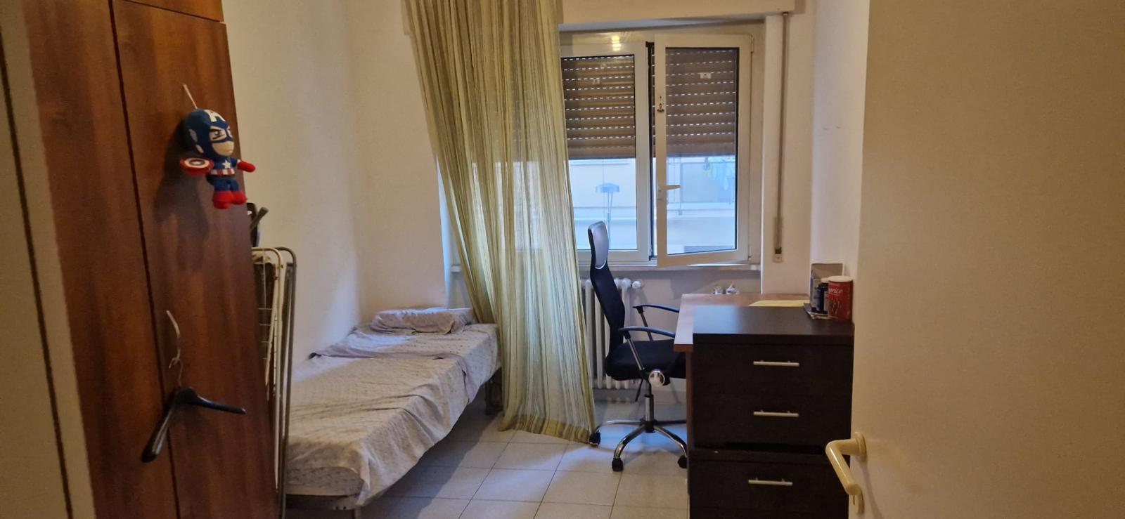 Immagine 9 di Trilocale in vendita  a Pescara