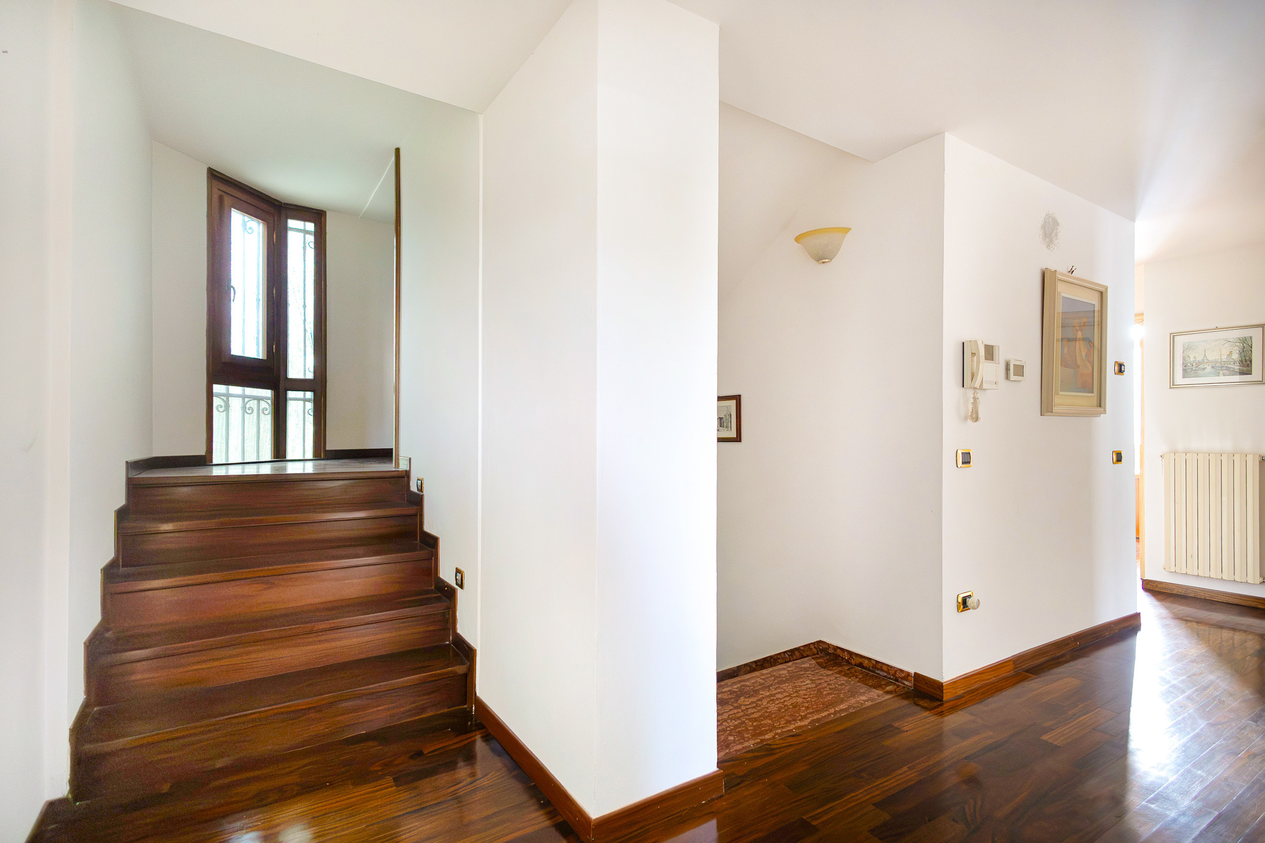 Immagine 29 di Villa in vendita  a Pisa