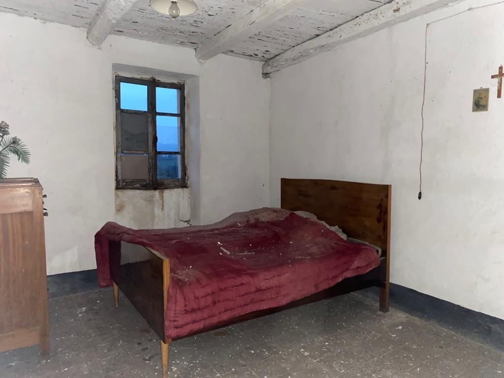 Immagine 17 di Rustico / casale in vendita  in Via G. B. Martinu 25 a Mioglia