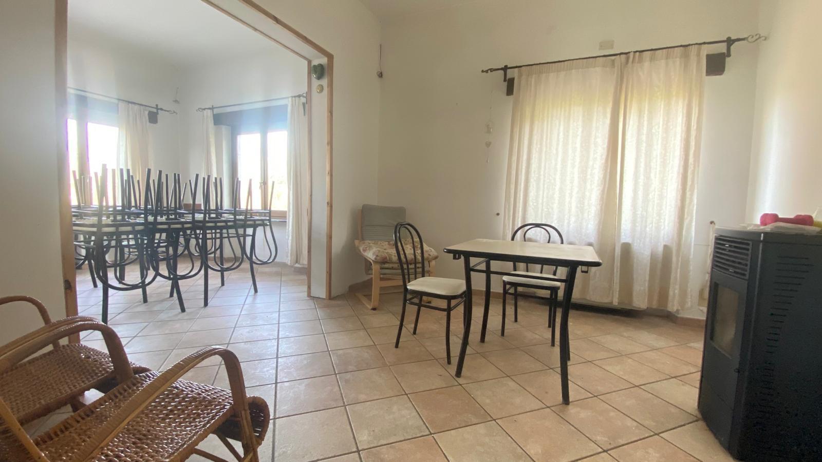 Immagine 30 di Albergo/B&B/Residence in vendita  in VIA  SAVONA 50 a Urbe