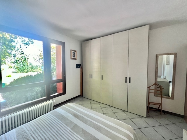 Immagine 30 di Trilocale in vendita  a Cesena