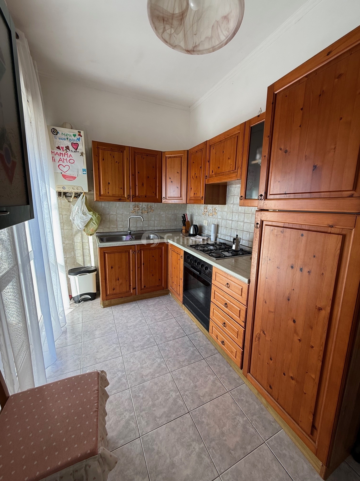 Immagine 11 di Trilocale in vendita  in Via Cristoforo Colombo 86 a Anzio