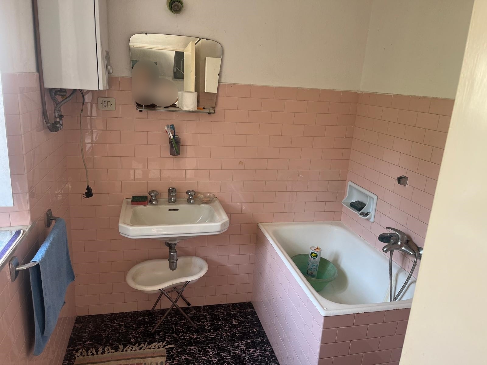 Immagine 11 di Porzione di casa in vendita  in Via IV Novembre 20 a Maissana