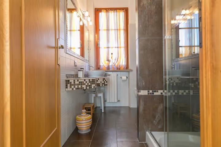 Immagine 31 di Trilocale in vendita  a Rosignano Marittimo