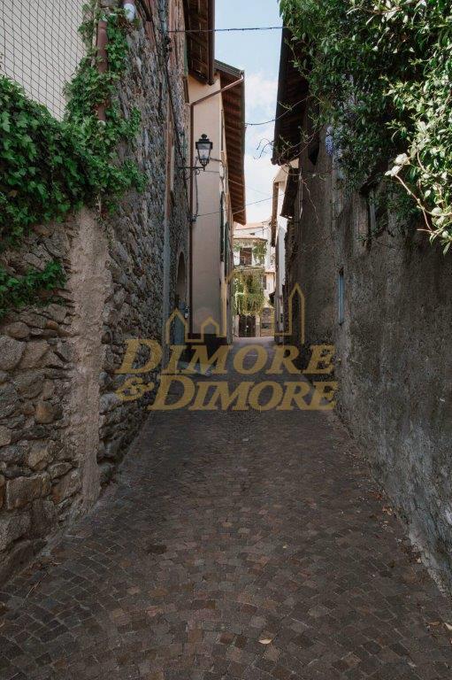 Immagine 8 di Bilocale in vendita  in Piazza Milano 8A a Colazza