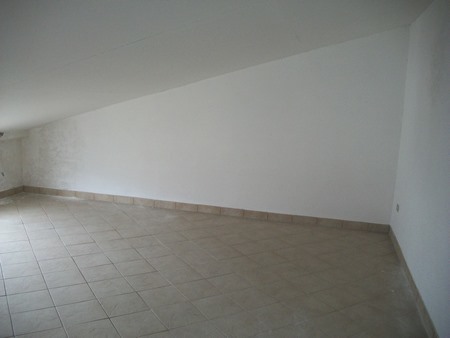 Immagine 22 di Trilocale in vendita  in VIA DEI MARSI a Castel Frentano