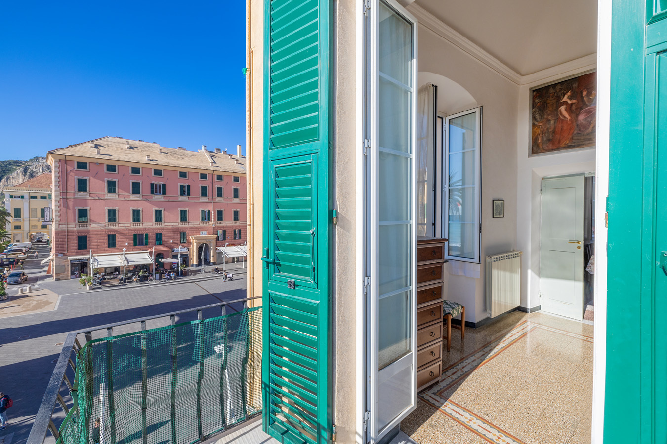 Immagine 9 di Trilocale in affitto  in Piazza Vittorio Emanuele II a Finale Ligure