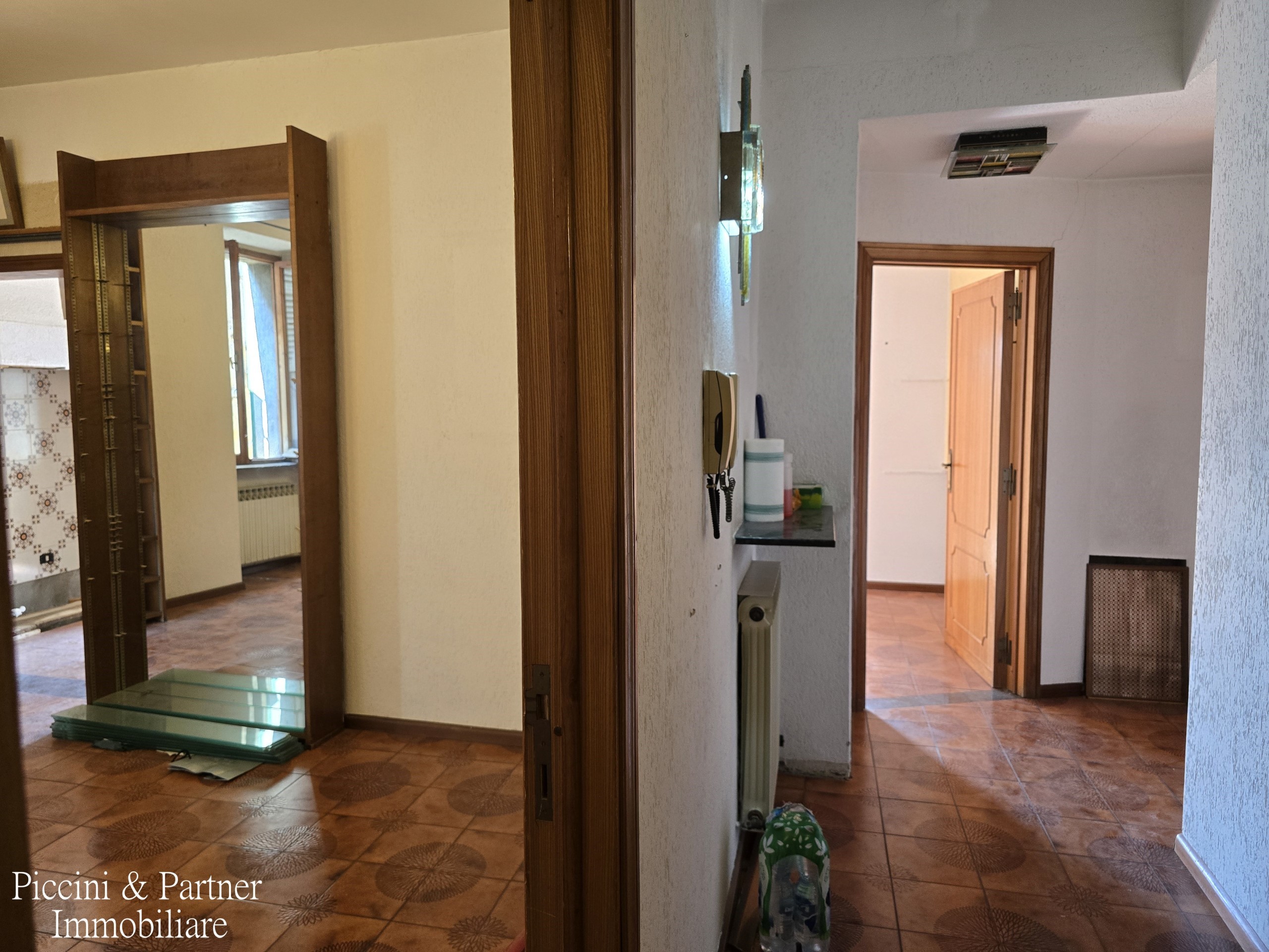 Immagine 35 di Pentalocale in vendita  in Via San Giovanni del Fosso 14 a Perugia