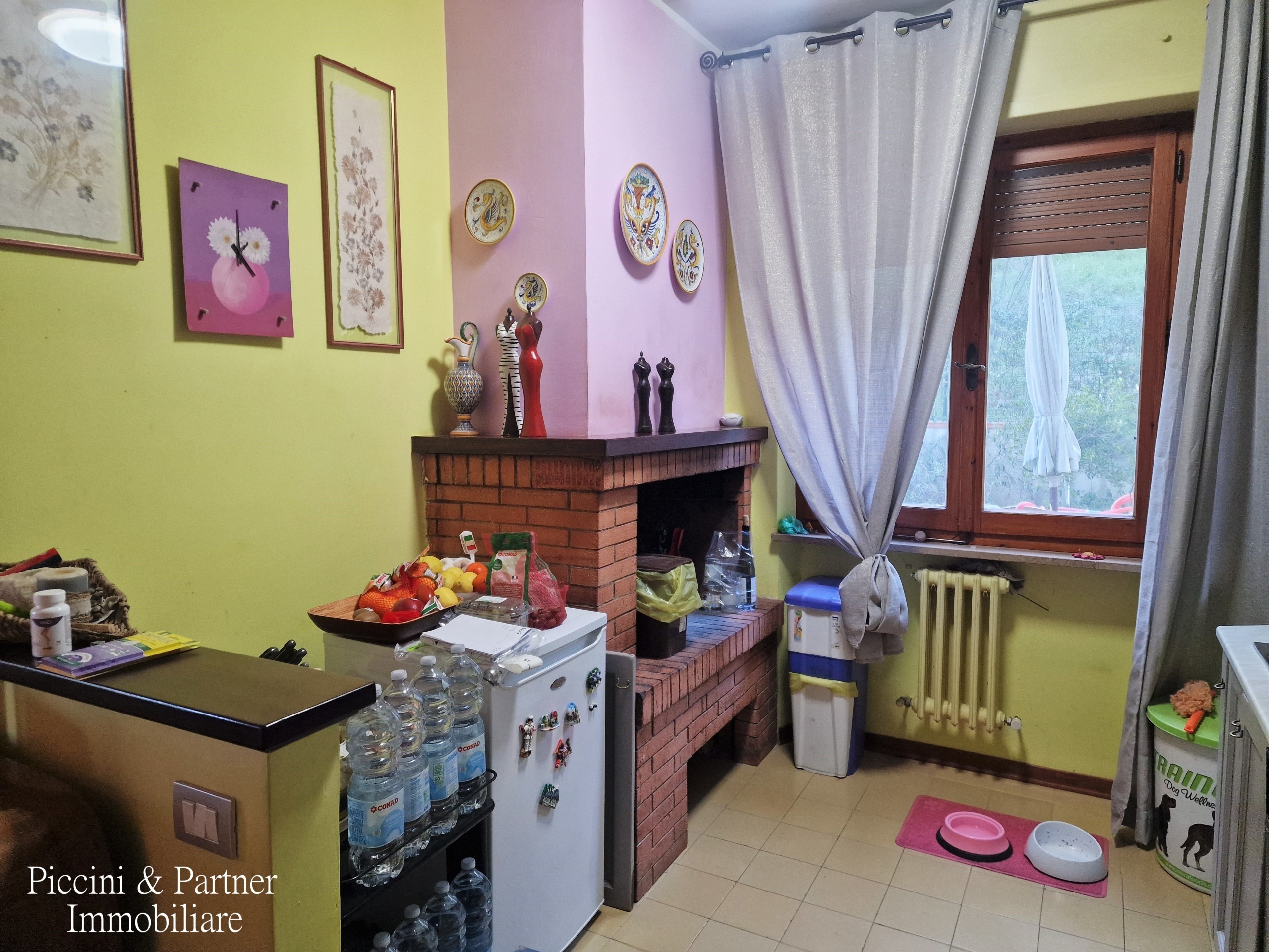 Immagine 9 di Pentalocale in vendita  in Strada Ponte Rio Ponte Pattoli a Perugia