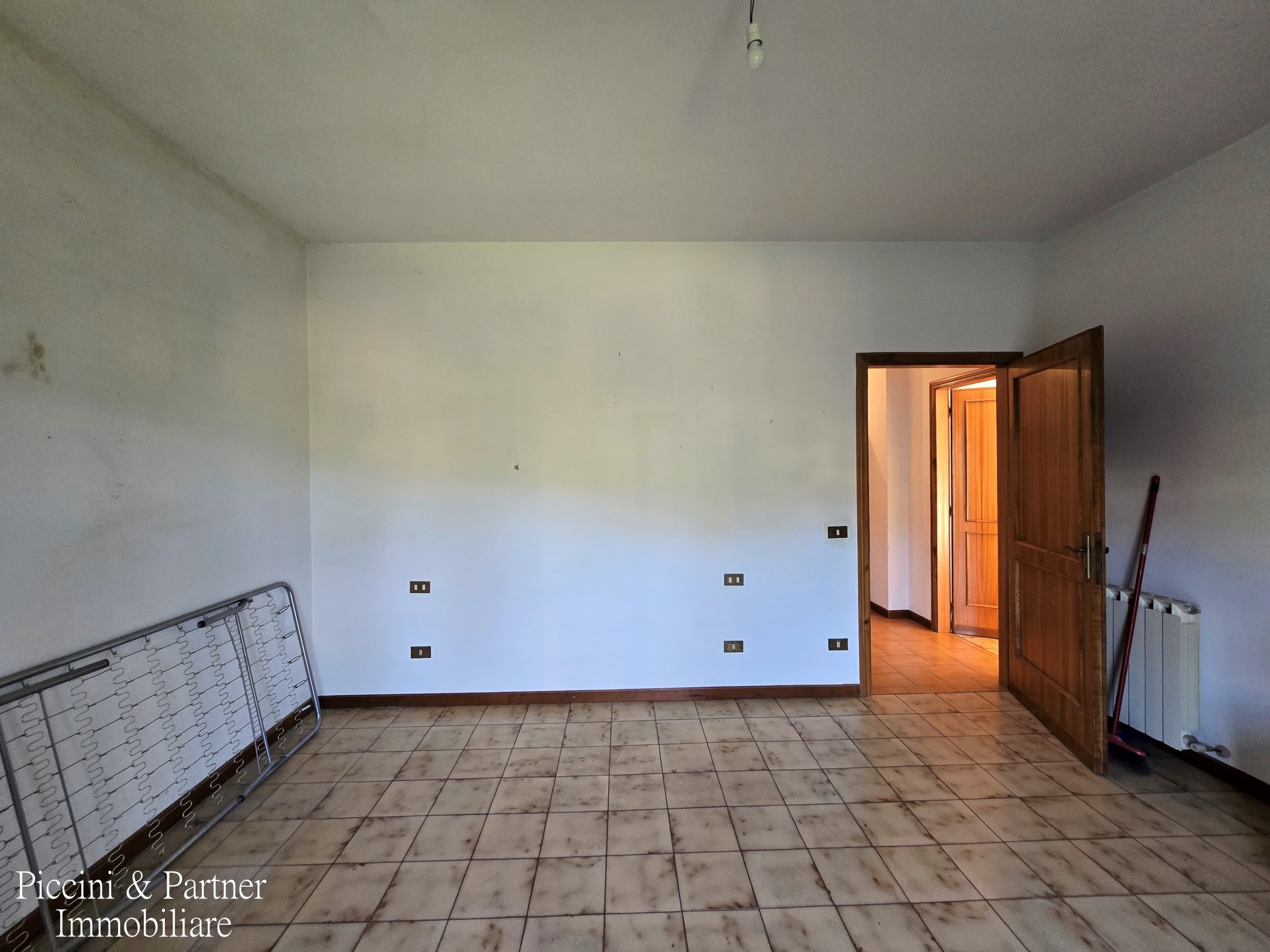 Immagine 37 di Pentalocale in vendita  in Via Aspromonte 6 a Corciano