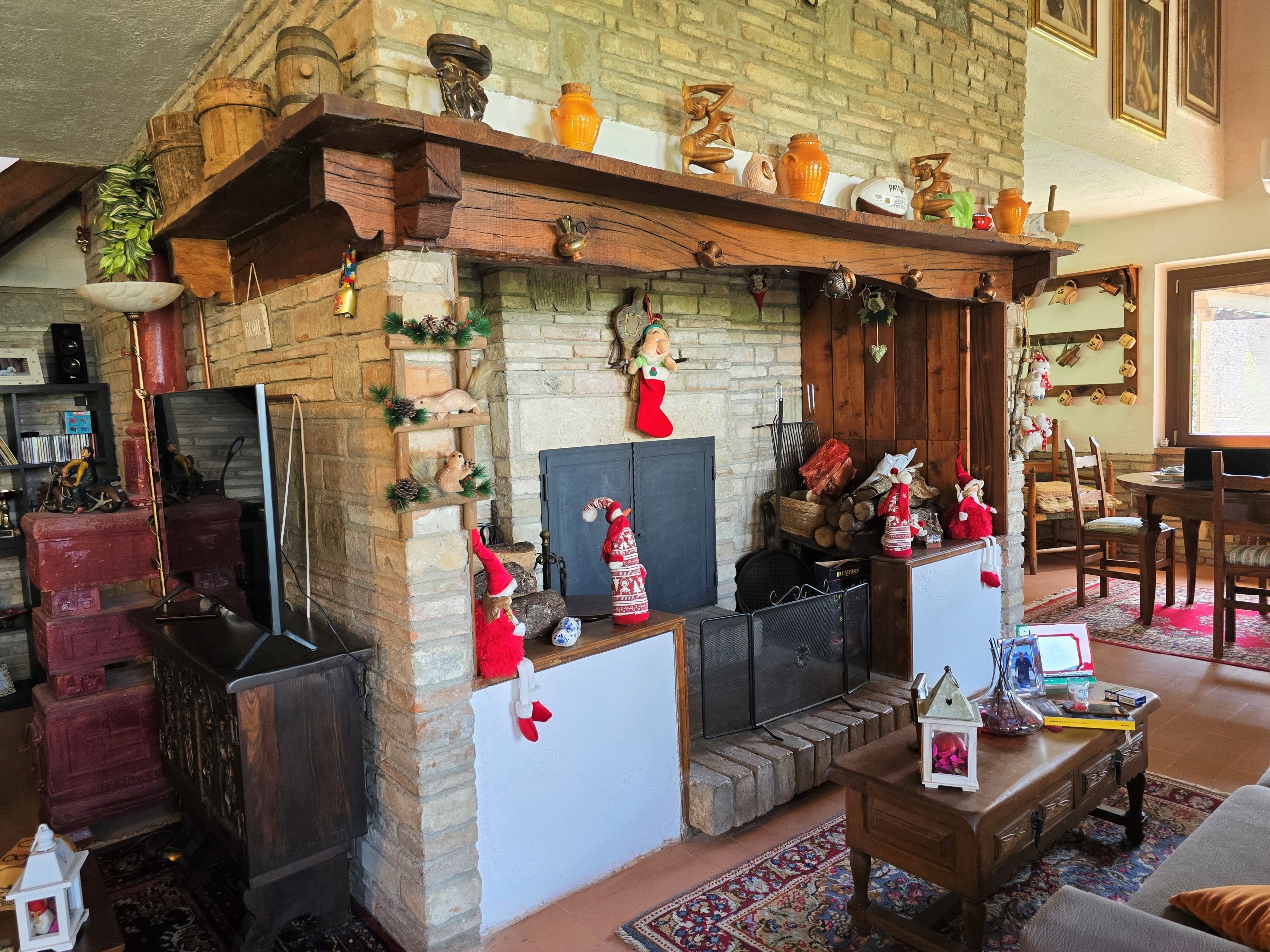 Immagine 10 di Villa in vendita  in Via IV Novembre 15 a Passignano Sul Trasimeno