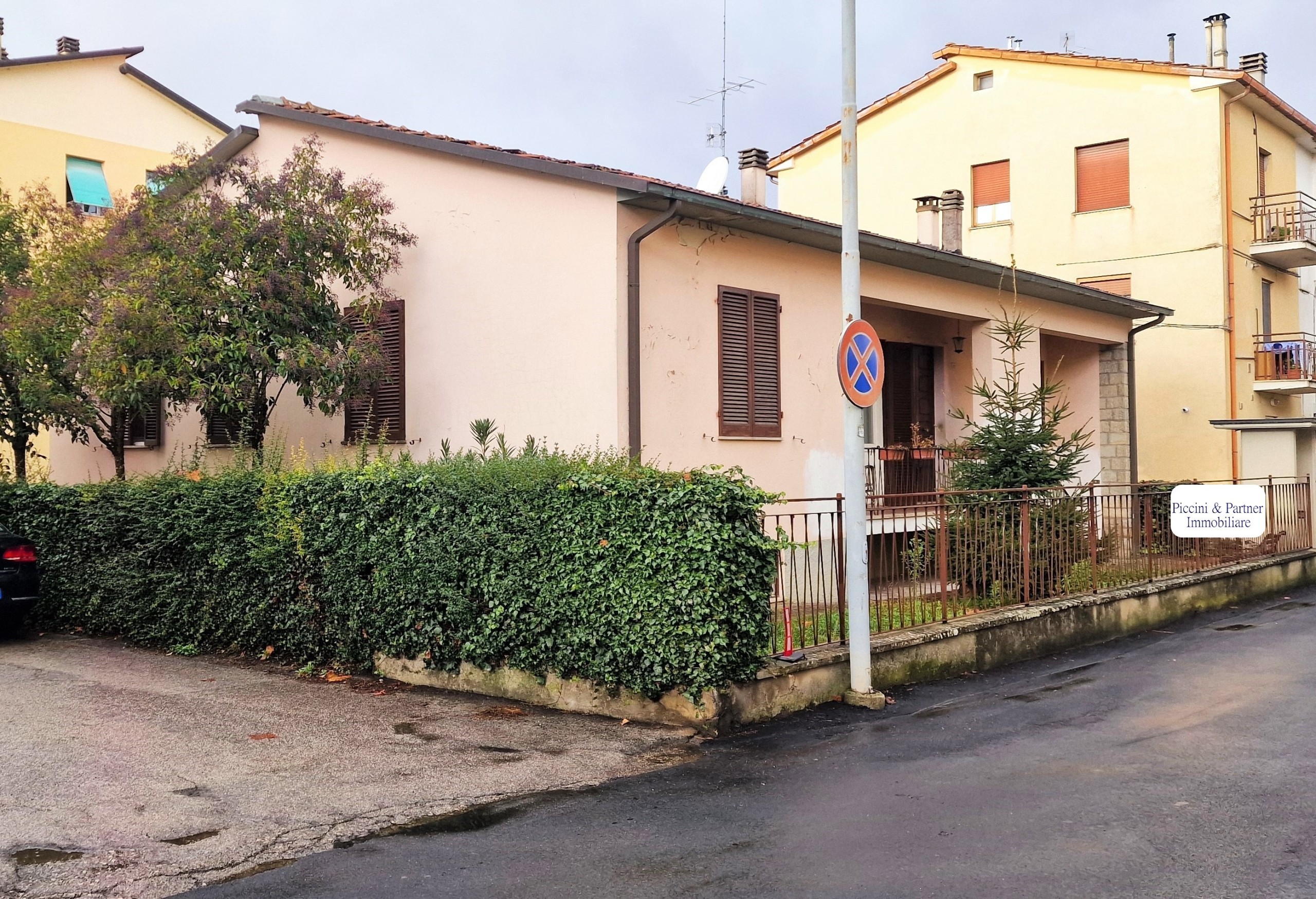 Immagine 1 di Villa in vendita  in Via Papa Celestino 2 10 a Città Di Castello