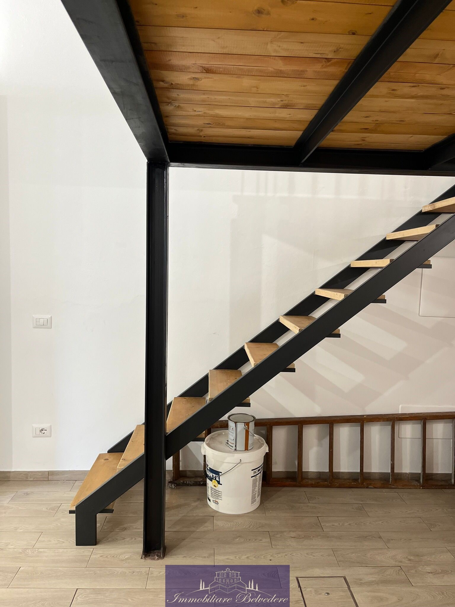 Immagine 15 di Laboratorio in affitto  in Via Baracca a Firenze