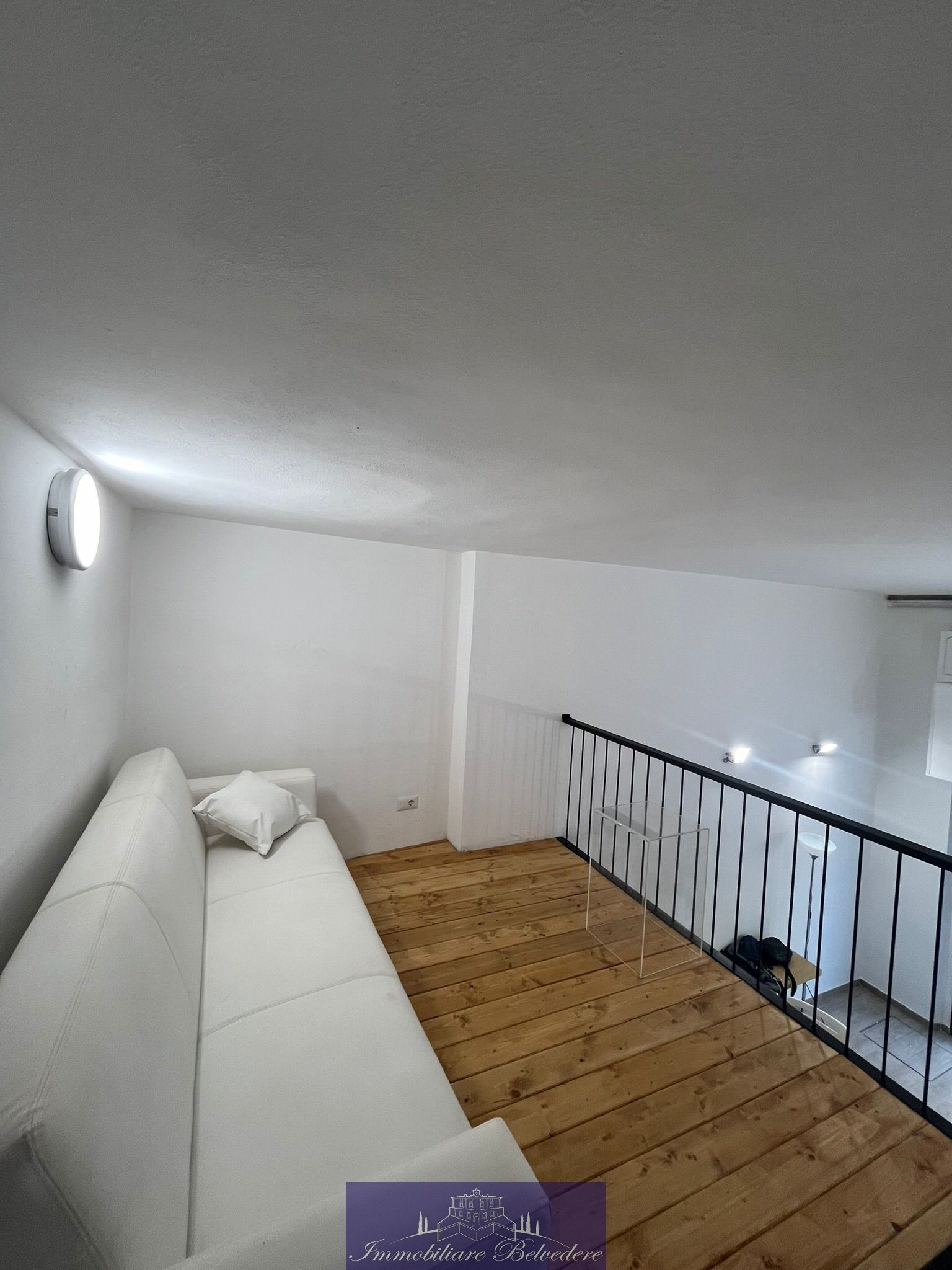 Immagine 11 di Laboratorio in affitto  in Via Baracca a Firenze