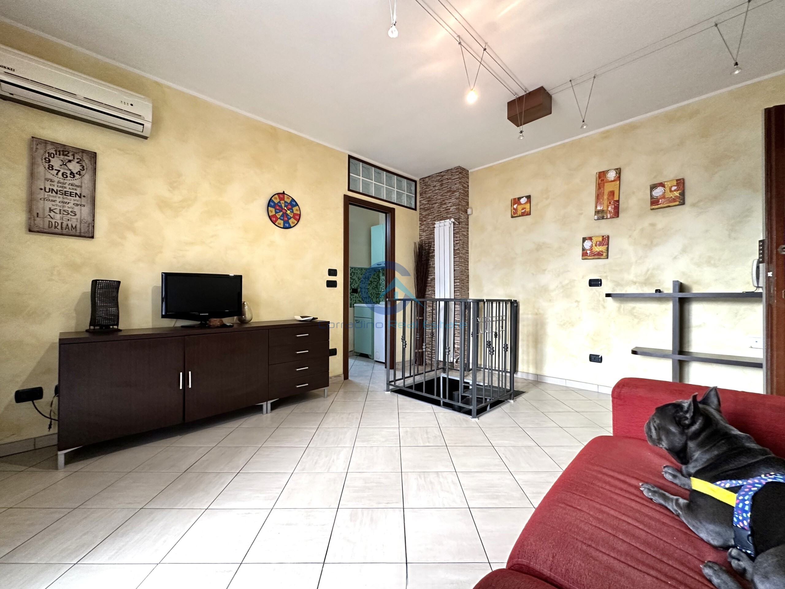 Immagine 5 di Trilocale in affitto  a Catanzaro