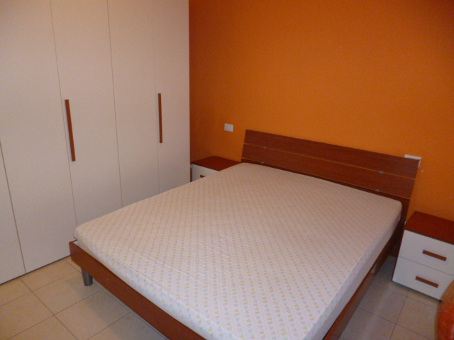 Immagine 5 di Bilocale in affitto  a Ragusa