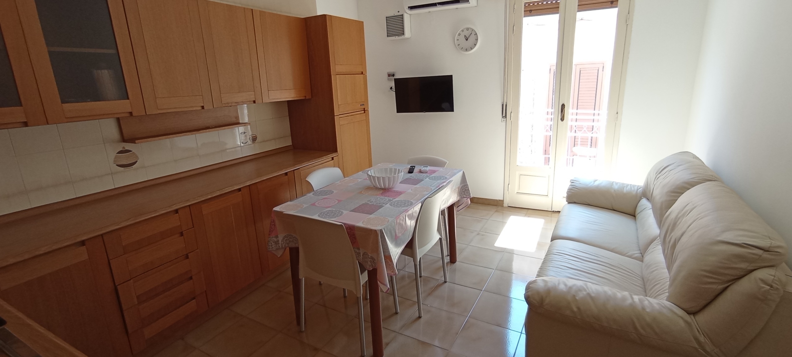 Immagine 7 di Bilocale in affitto  a Ragusa