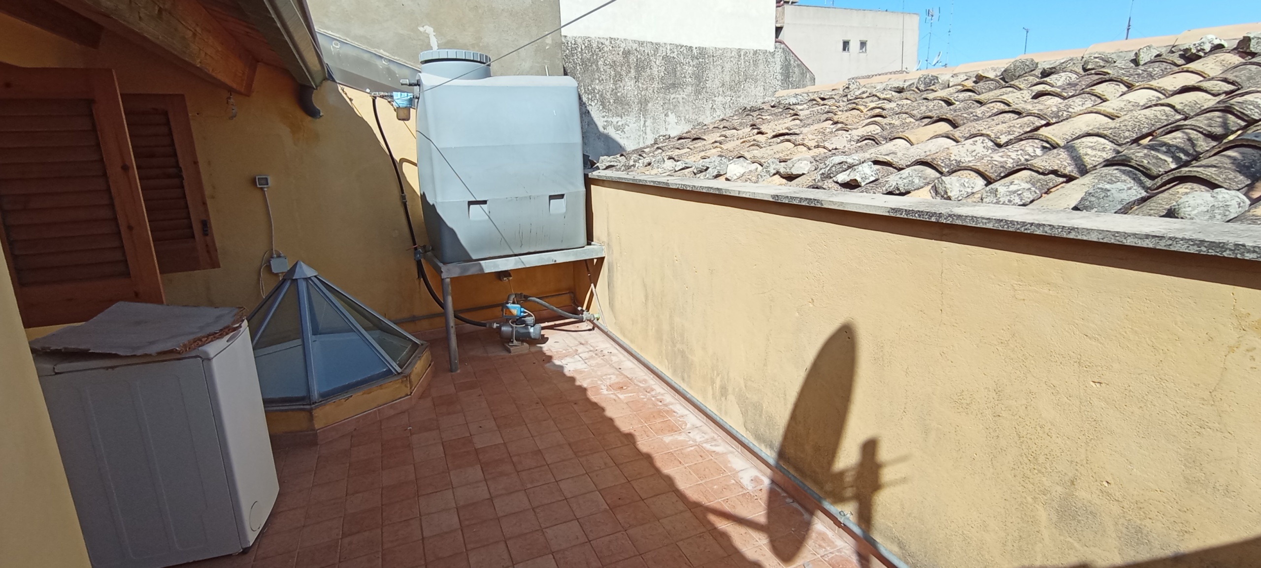 Immagine 29 di Casa indipendente in vendita  a Chiaramonte Gulfi