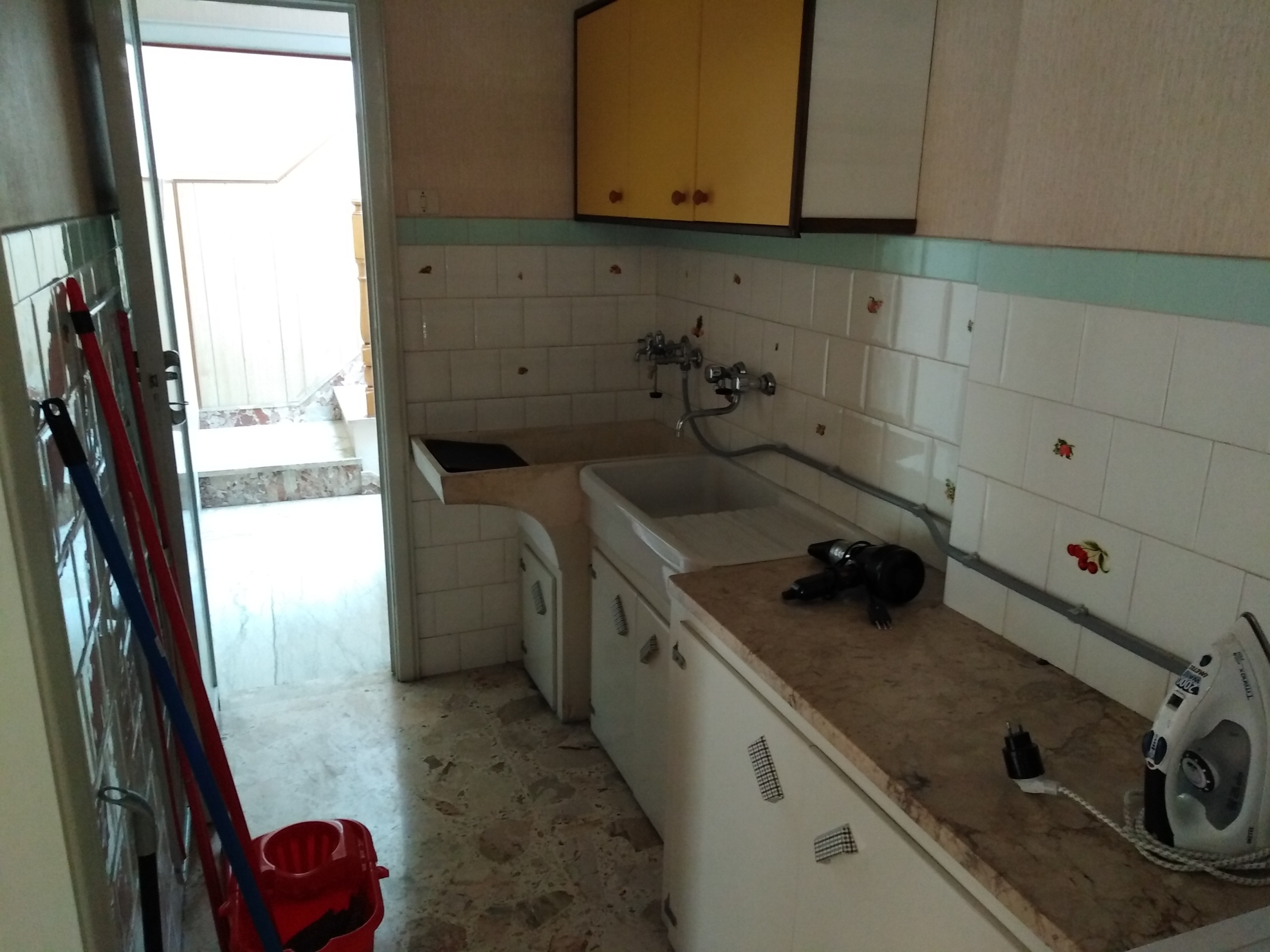 Immagine 11 di Casa indipendente in vendita  a Ragusa