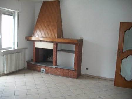 Immagine 14 di Trilocale in vendita  in VIA DEI MARSI a Castel Frentano