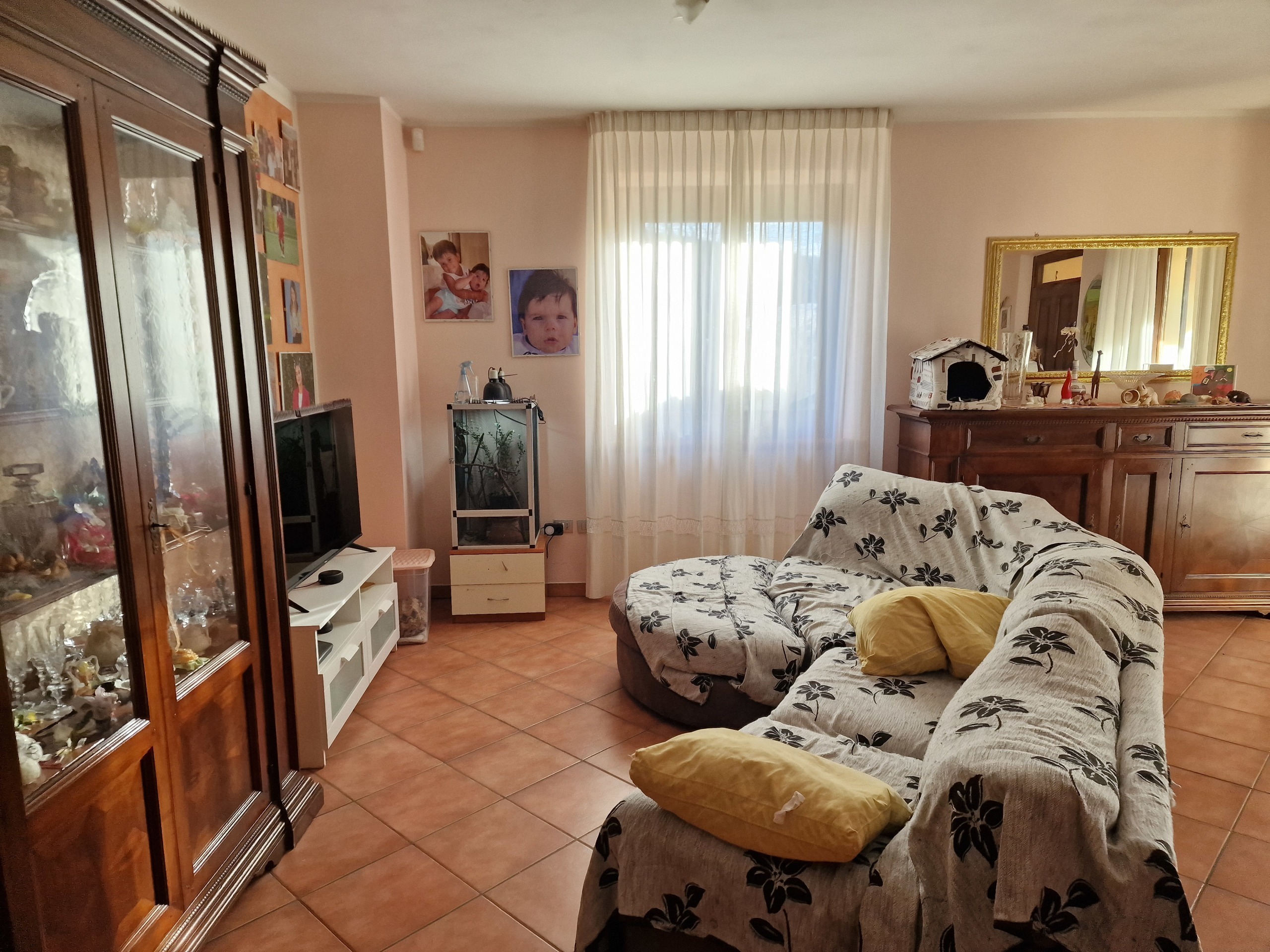 Immagine 15 di Casa bifamiliare in vendita  in Via Milano a Castiglione Del Lago