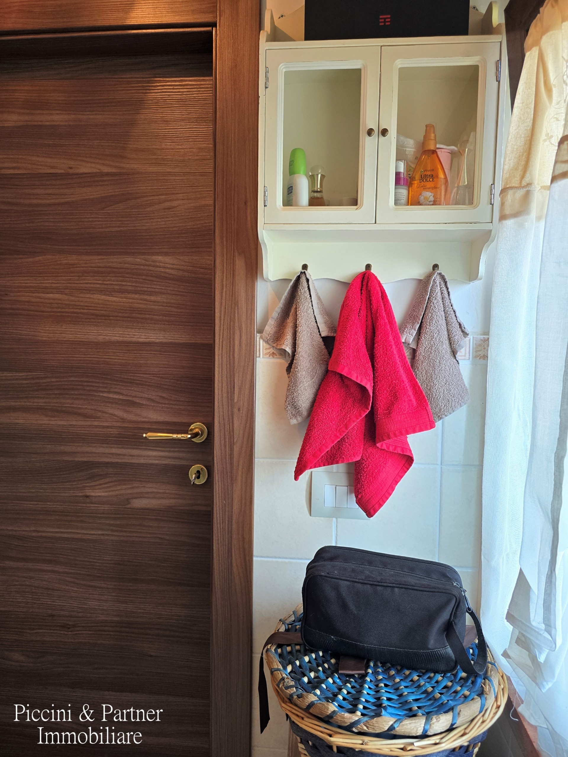 Immagine 61 di Villa in vendita  in Via IV Novembre 15 a Passignano Sul Trasimeno