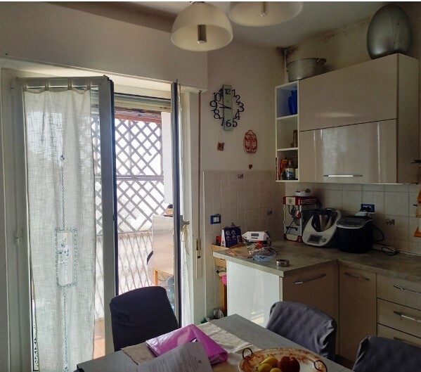 Immagine 4 di Pentalocale in vendita  in Villaggio Iris 25 a Albenga