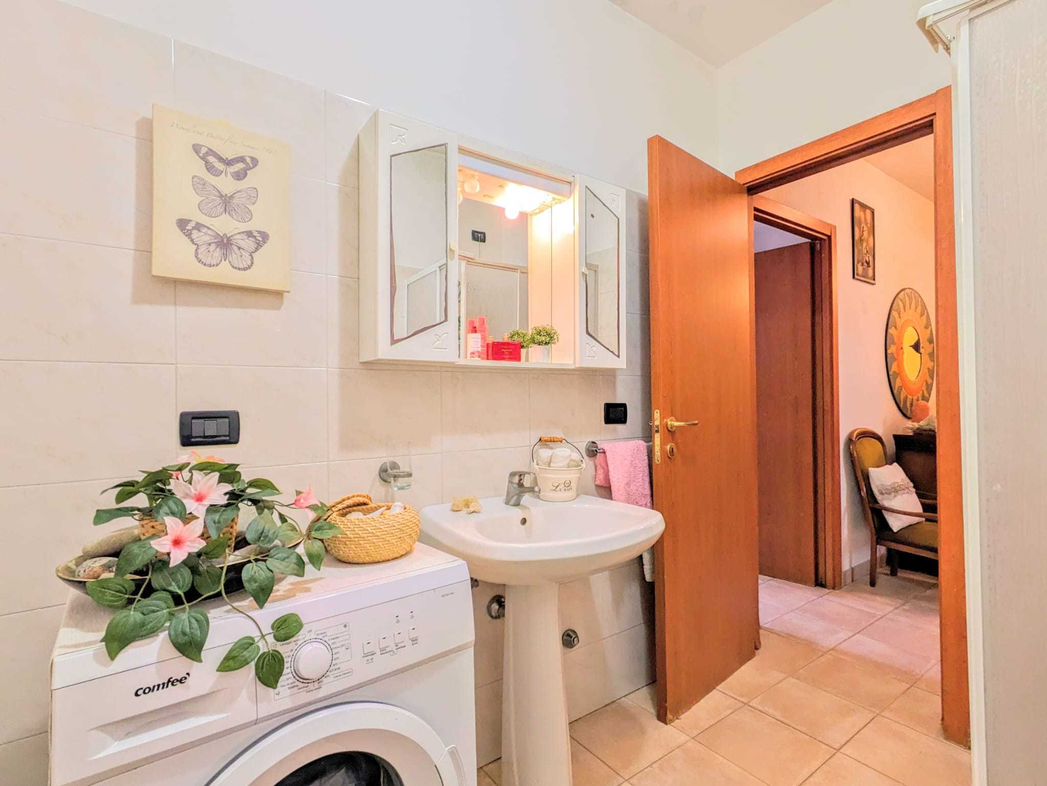 Immagine 18 di Appartamento in vendita  in Via Battaglione I. Zinara 21 a Deiva Marina