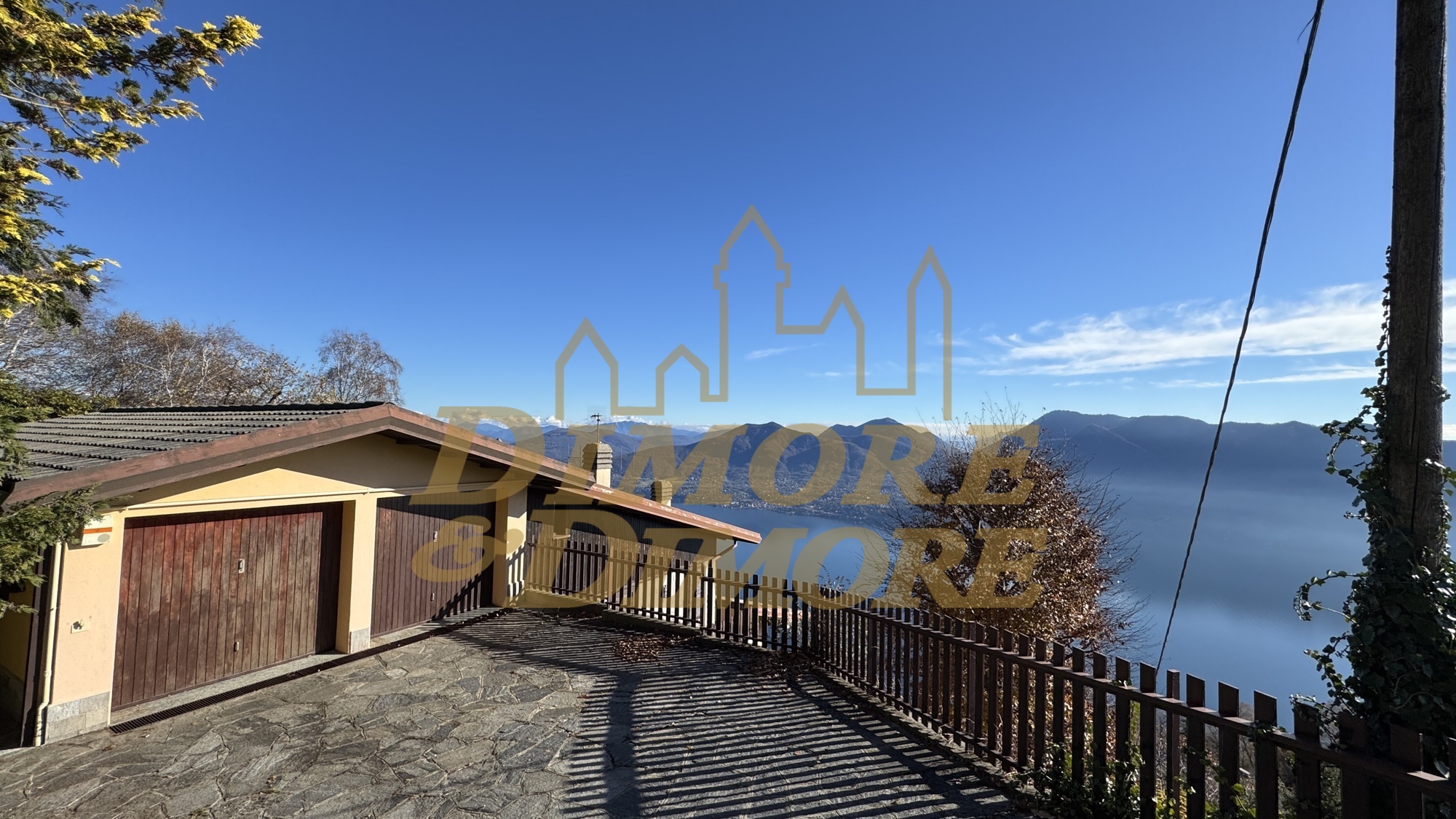 Immagine 2 di Villa in vendita  in Via Lago Azzurro 34 a Premeno