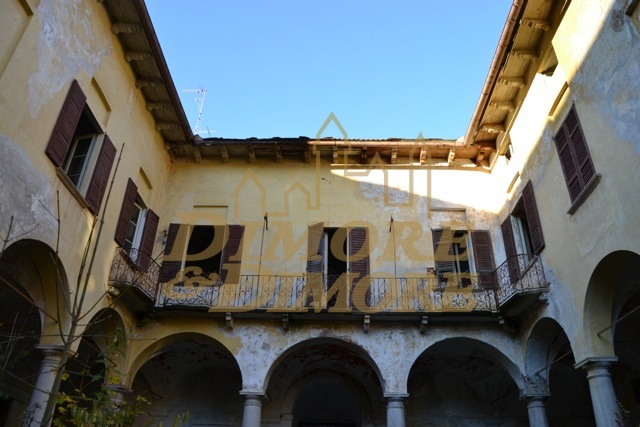 Immagine 26 di Rustico / casale in vendita  in via umberto a Miasino