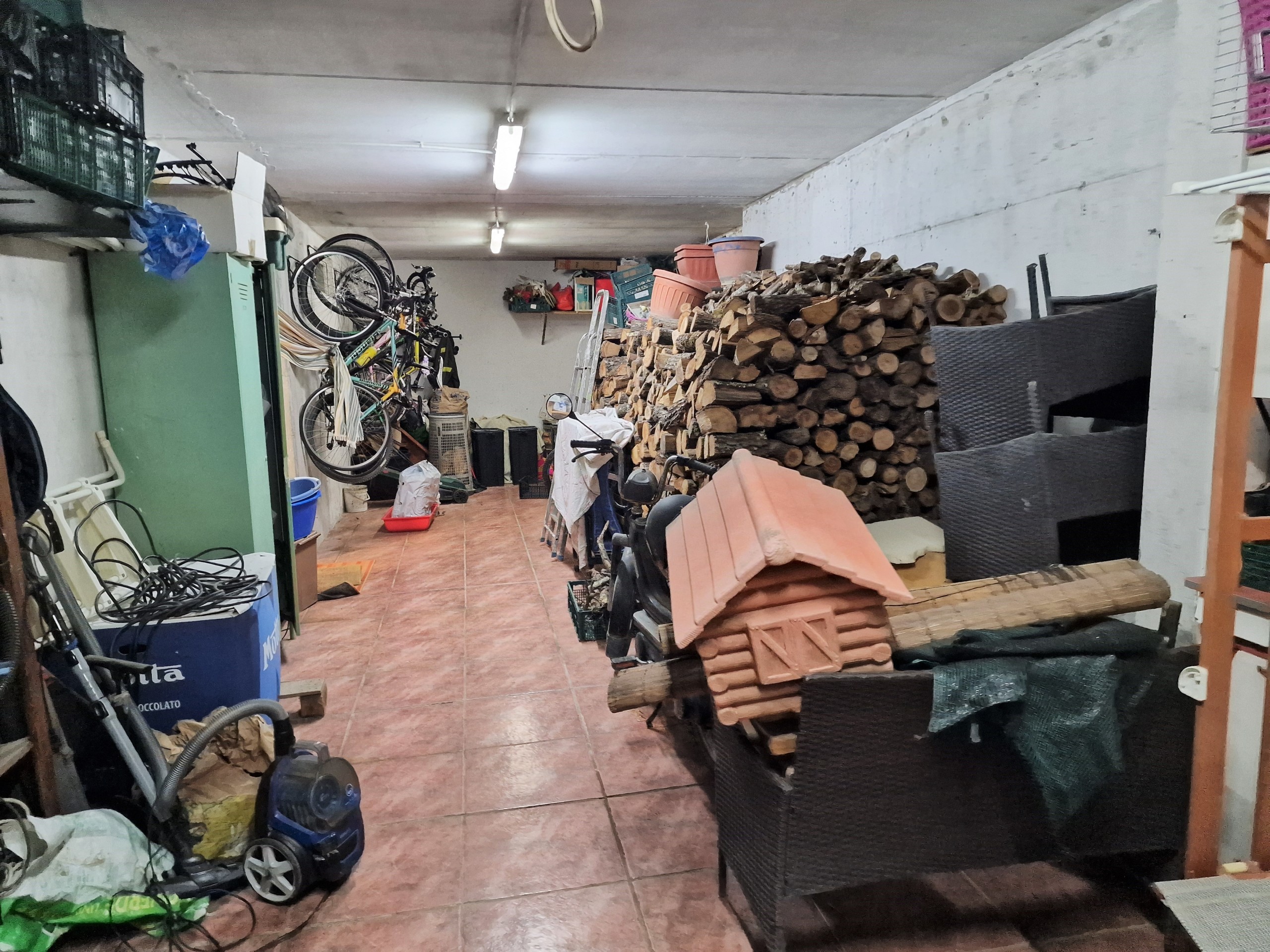 Immagine 48 di Casa bifamiliare in vendita  in Via Milano a Castiglione Del Lago