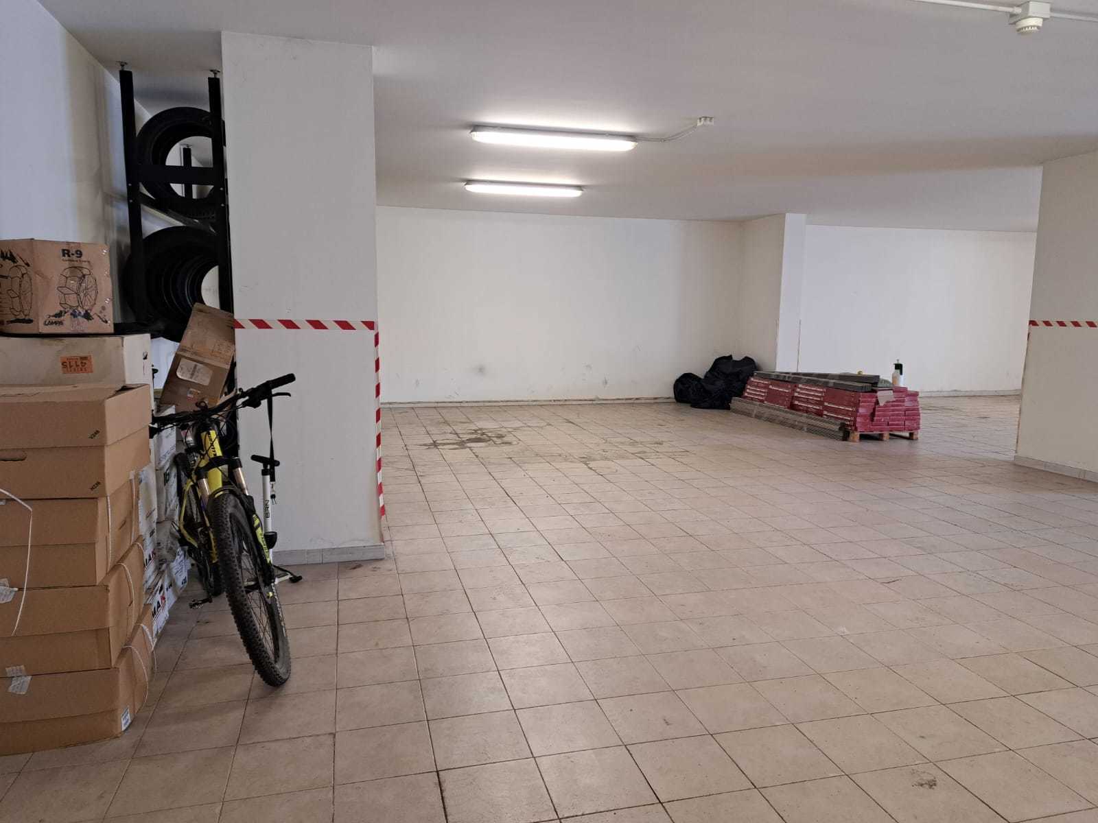 Immagine 5 di Locale commerciale in vendita  a Lanciano