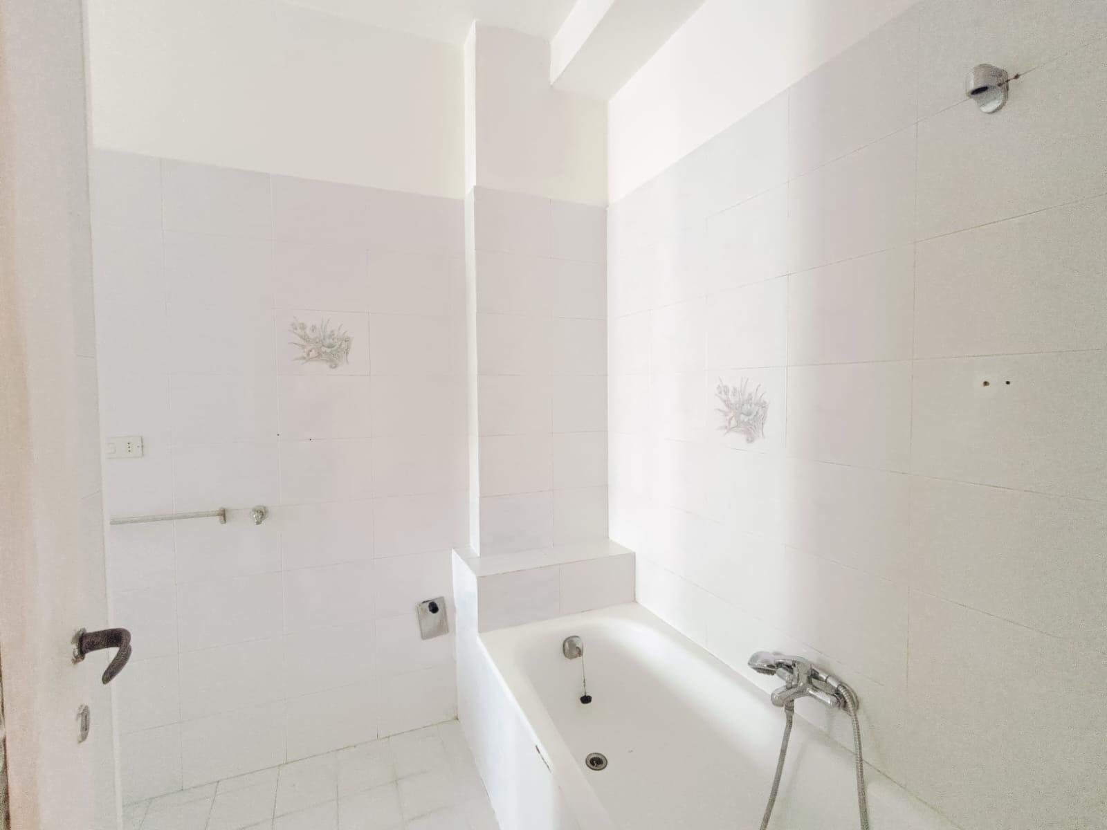 Immagine 24 di Quadrilocale in vendita  in Via Remmert F,lli 21 a Ciriè