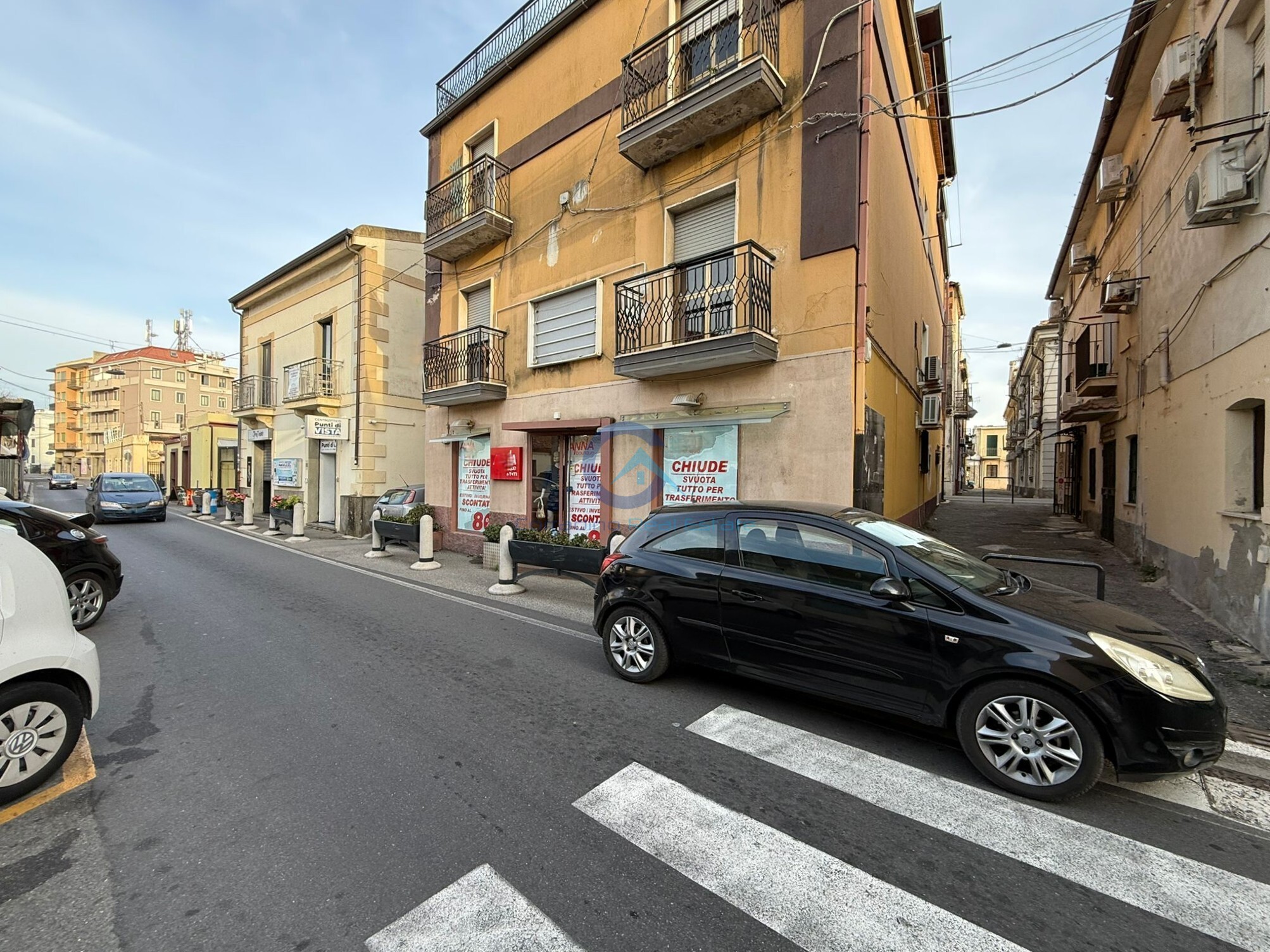 Immagine 7 di Locale commerciale in affitto  in Via Progresso 72 a Catanzaro