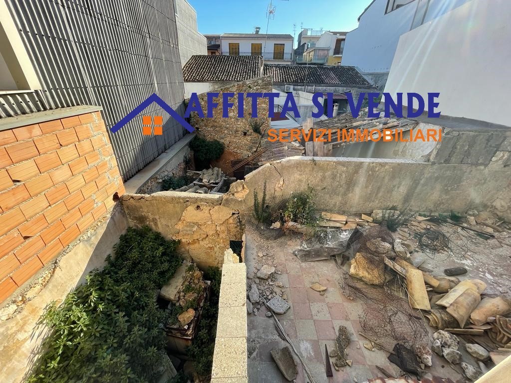 Immagine 14 di Casa indipendente in vendita  in Via Palestro 18 a Solarino