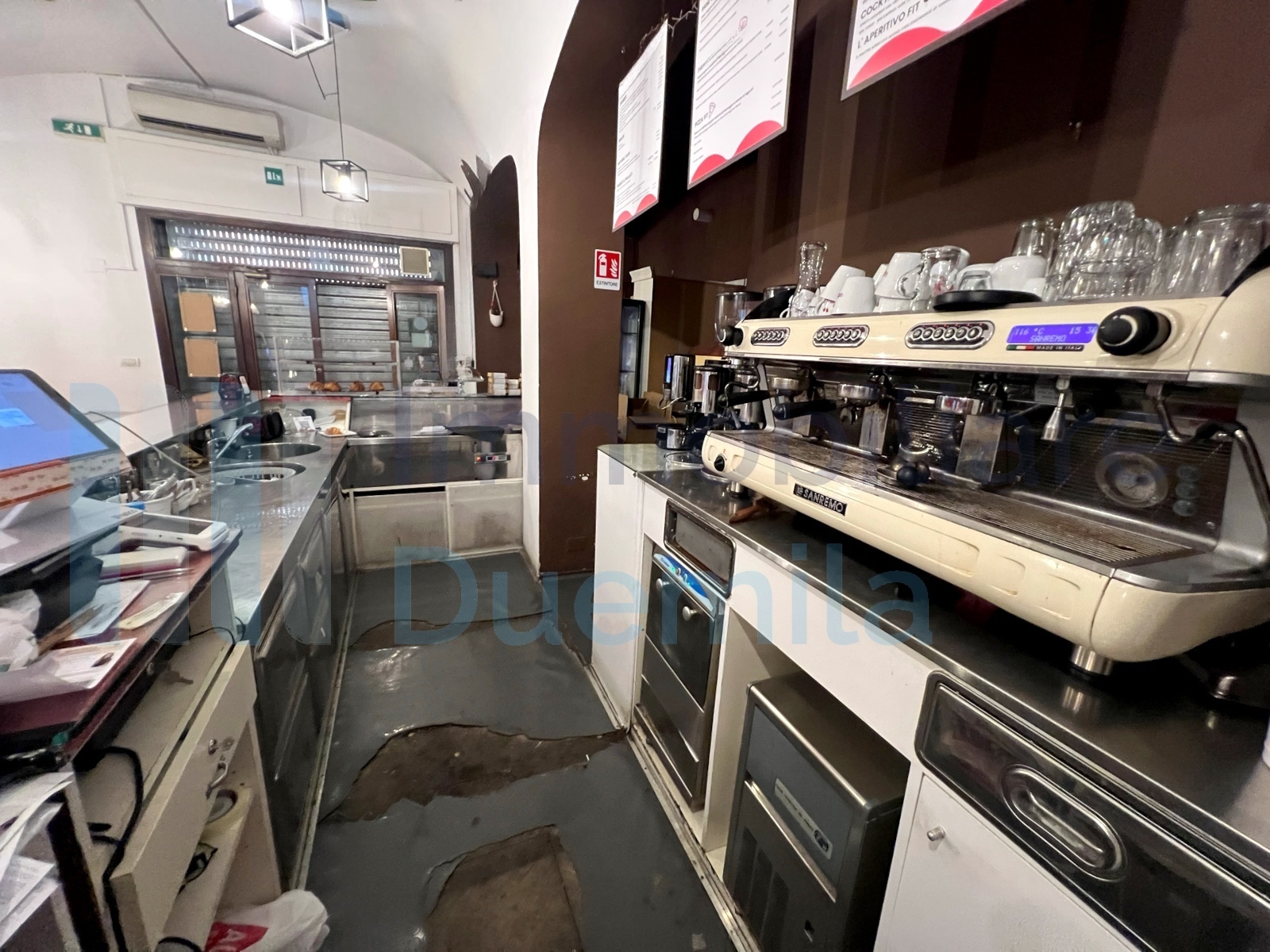 Immagine 10 di Bar / Ristorante in vendita  a Bologna