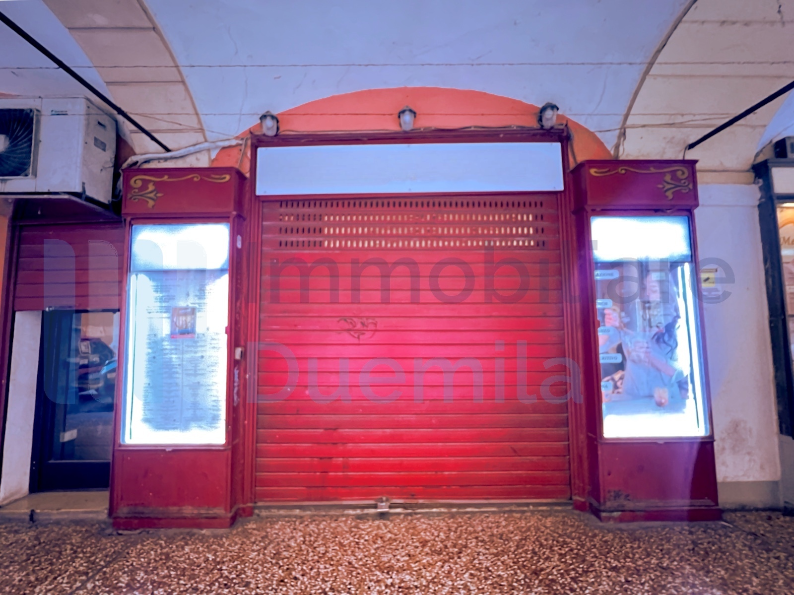 Immagine 16 di Bar / Ristorante in vendita  a Bologna