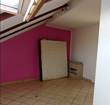 Immagine 6 di Mansarda in vendita  in Via Torino 129 a Nichelino