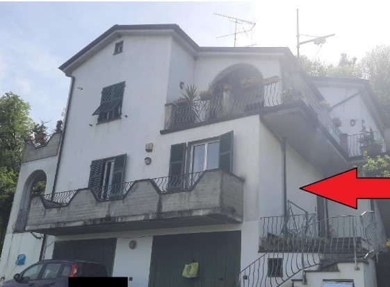 Immagine 1 di Porzione di casa in vendita  in Via Canaia snc a Vezzano Ligure