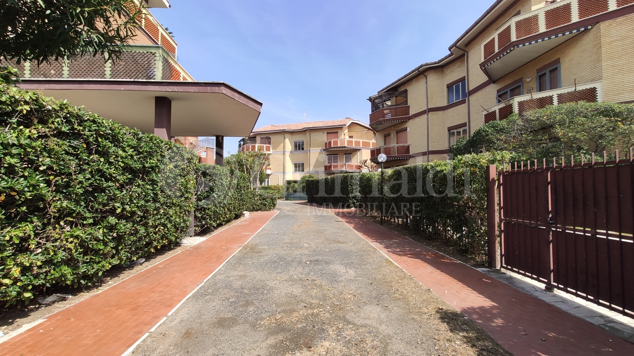 Immagine 2 di Quadrilocale in vendita  in Corso San Francesco 1 a Anzio