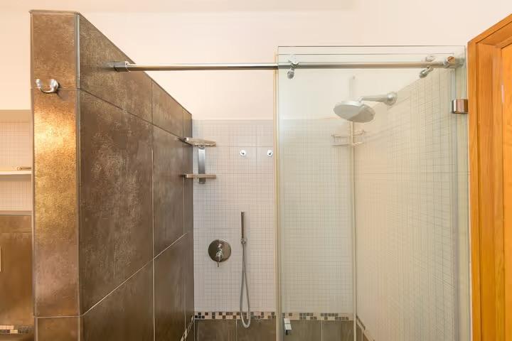 Immagine 35 di Trilocale in vendita  a Rosignano Marittimo