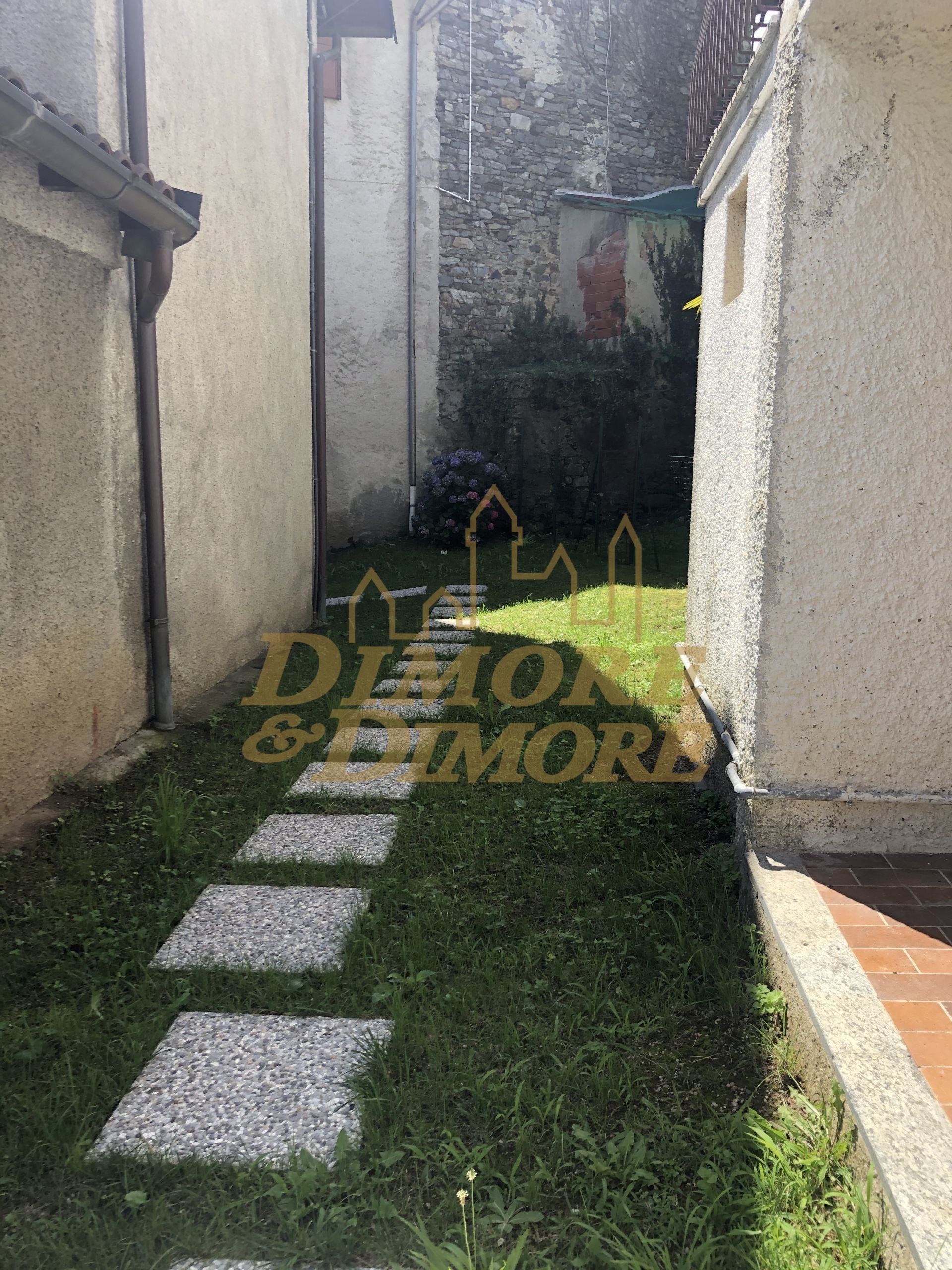 Immagine 6 di Bilocale in vendita  in Via Monte Nero 9 a Dumenza