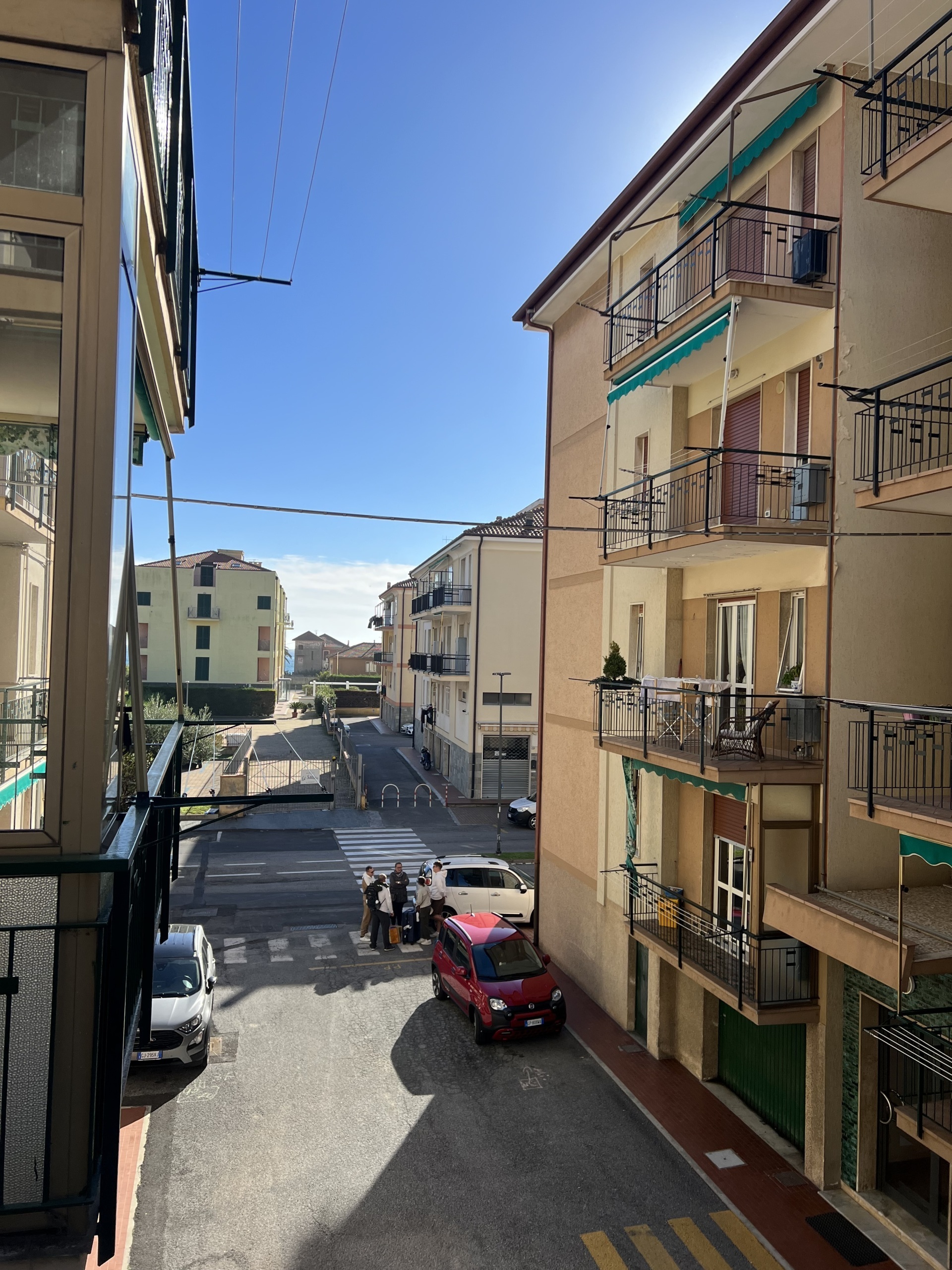 Immagine 12 di Trilocale in vendita  in Via IV Novembre a Borgio Verezzi