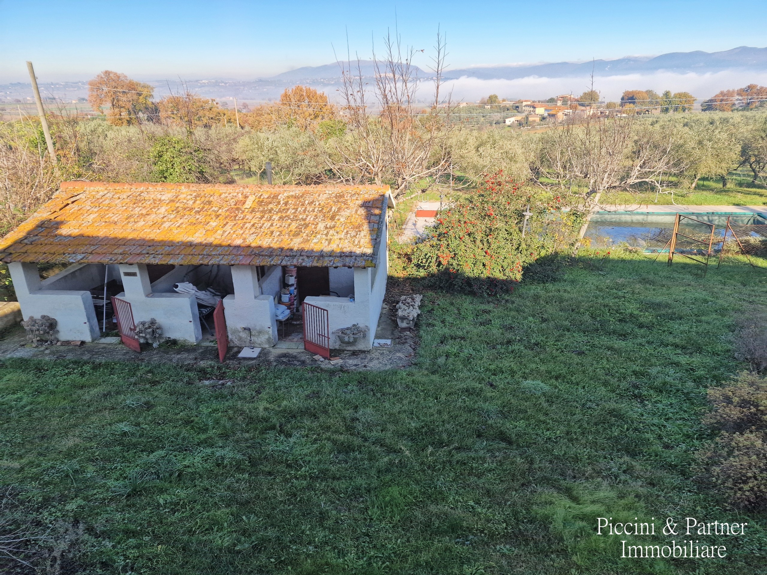 Immagine 41 di Rustico / casale in vendita  in Località San Lorenzo a Castel Ritaldi