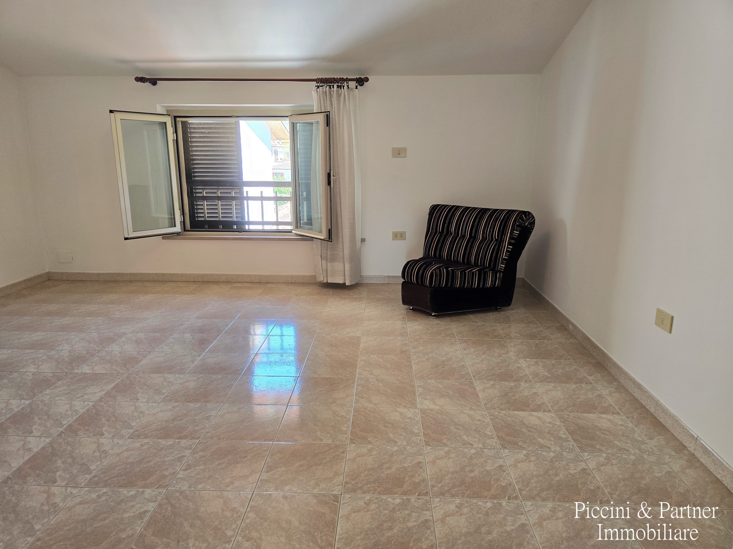 Immagine 18 di Appartamento in vendita  in Via della Sapienza a Magione